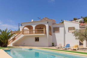 Chalet Los Olivos con piscina